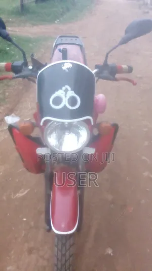 Bajaj Boxer 2022 Red