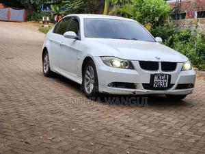 BMW 320i 2007 White