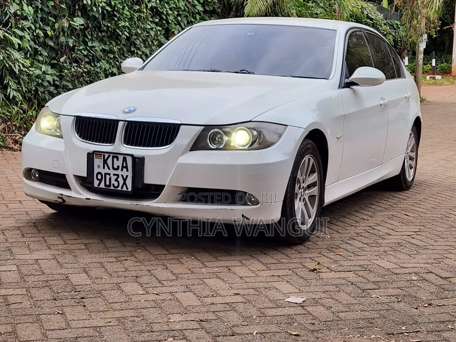 BMW 320i 2007 White