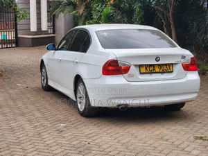 BMW 320i 2007 White