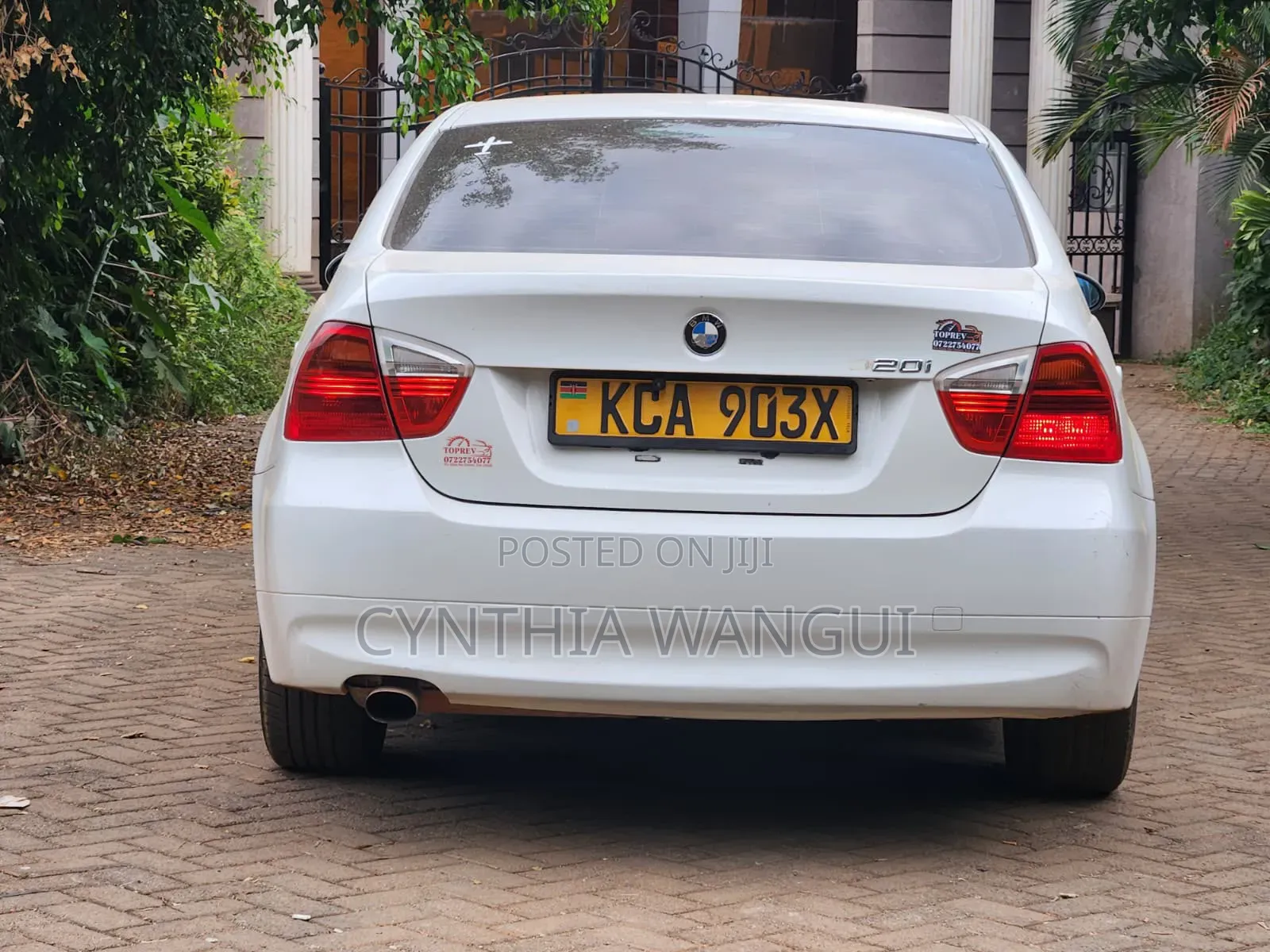 BMW 320i 2007 White