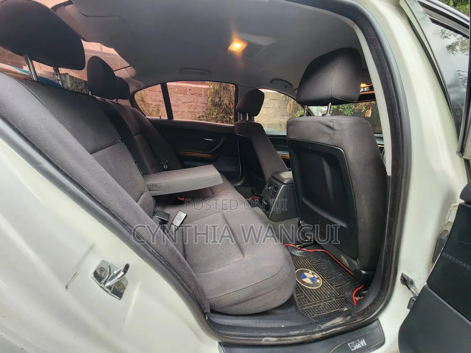 BMW 320i 2007 White