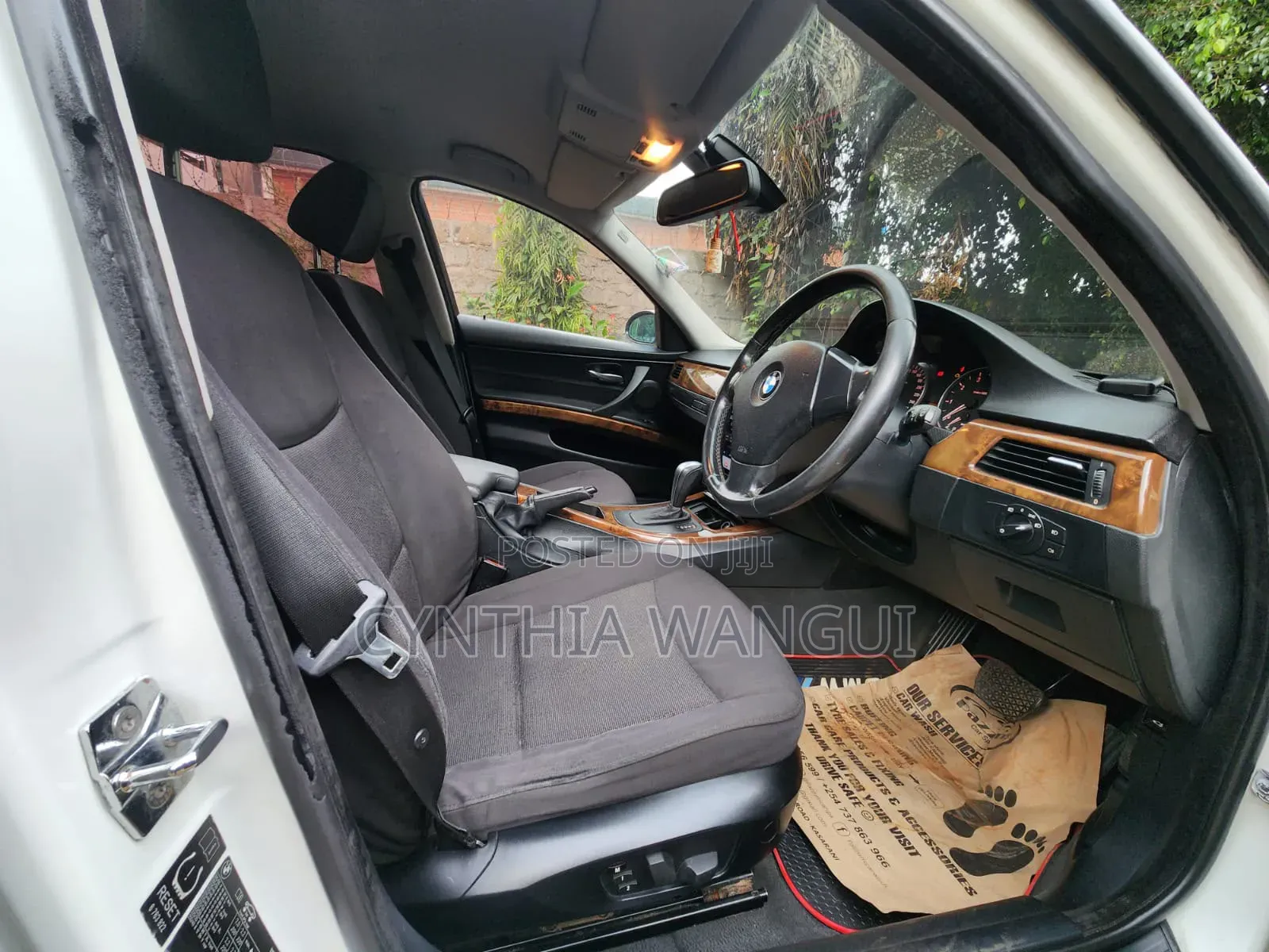 BMW 320i 2007 White