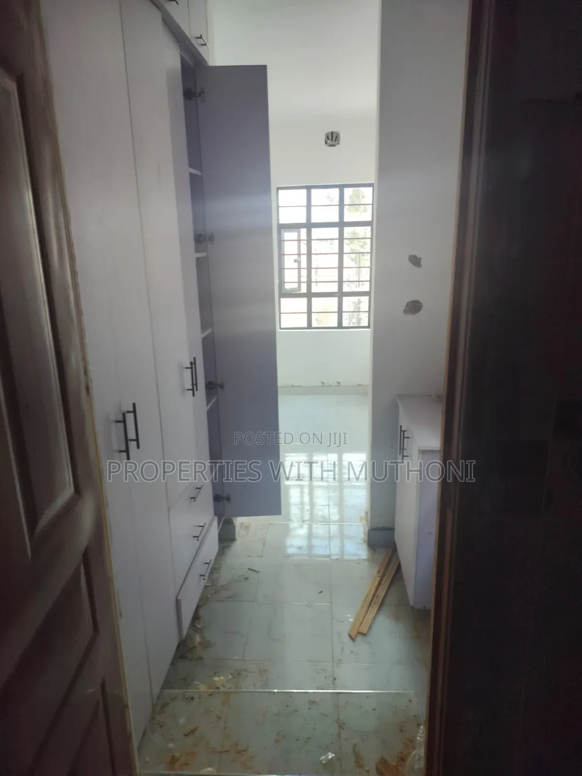 4bdrm Bungalow in Nkoroi for sale