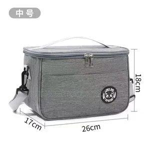 *Large Capacity Insulated Lunch Bag*