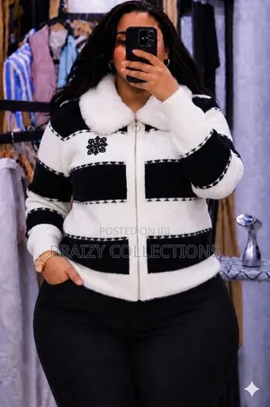 Free Size Women Sweater -Color Blocked