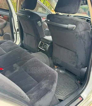 Toyota Crown 2017 White