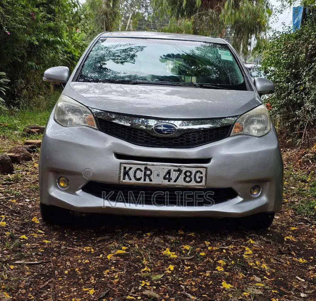 Subaru Trezia 2011 Silver