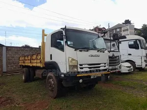 Isuzu FVR 2022 Model Low Bed