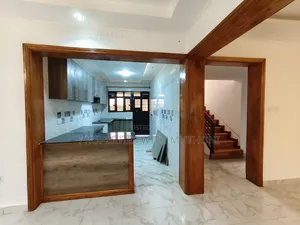 5bdrm Maisonette in Nkoroi for sale