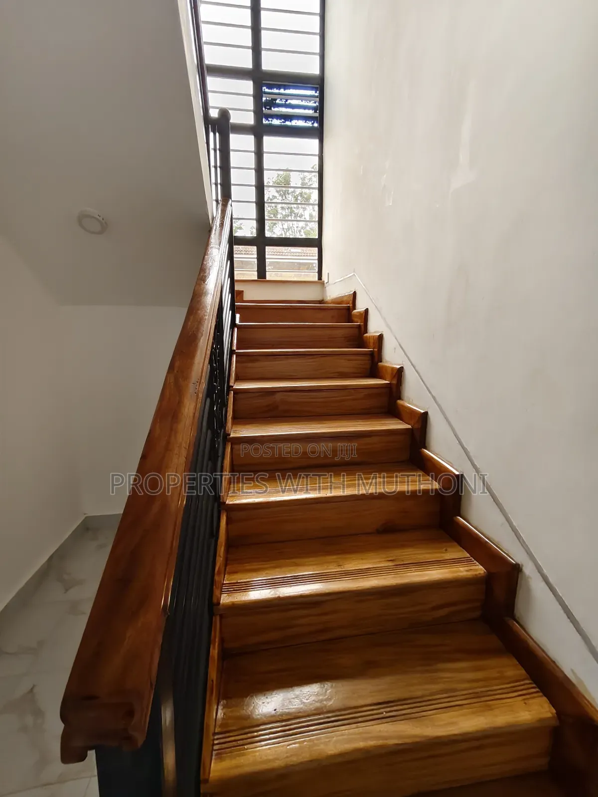 5bdrm Maisonette in Nkoroi for sale