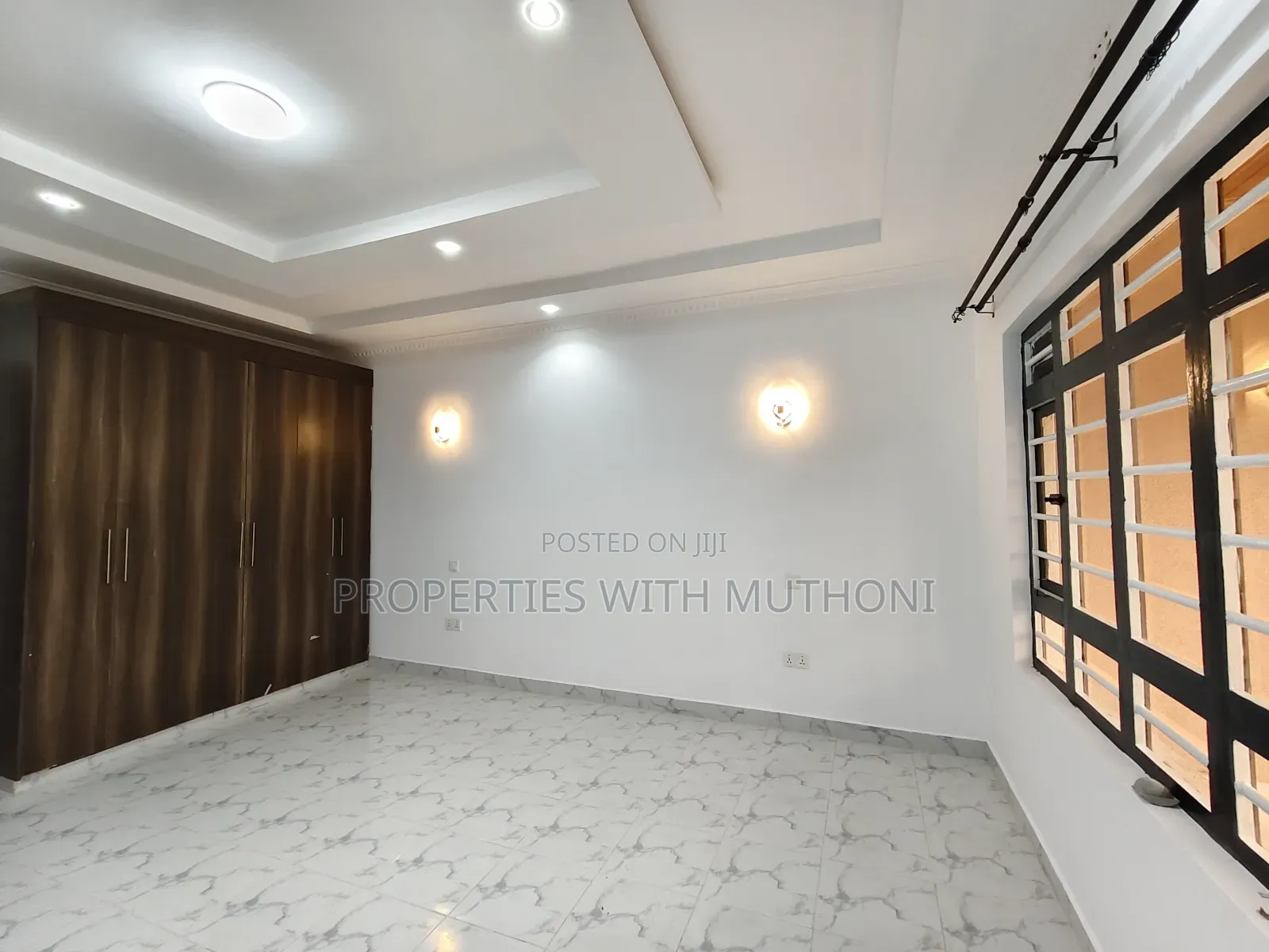 5bdrm Maisonette in Nkoroi for sale