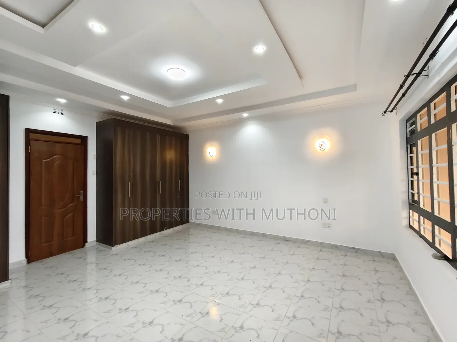 5bdrm Maisonette in Nkoroi for sale