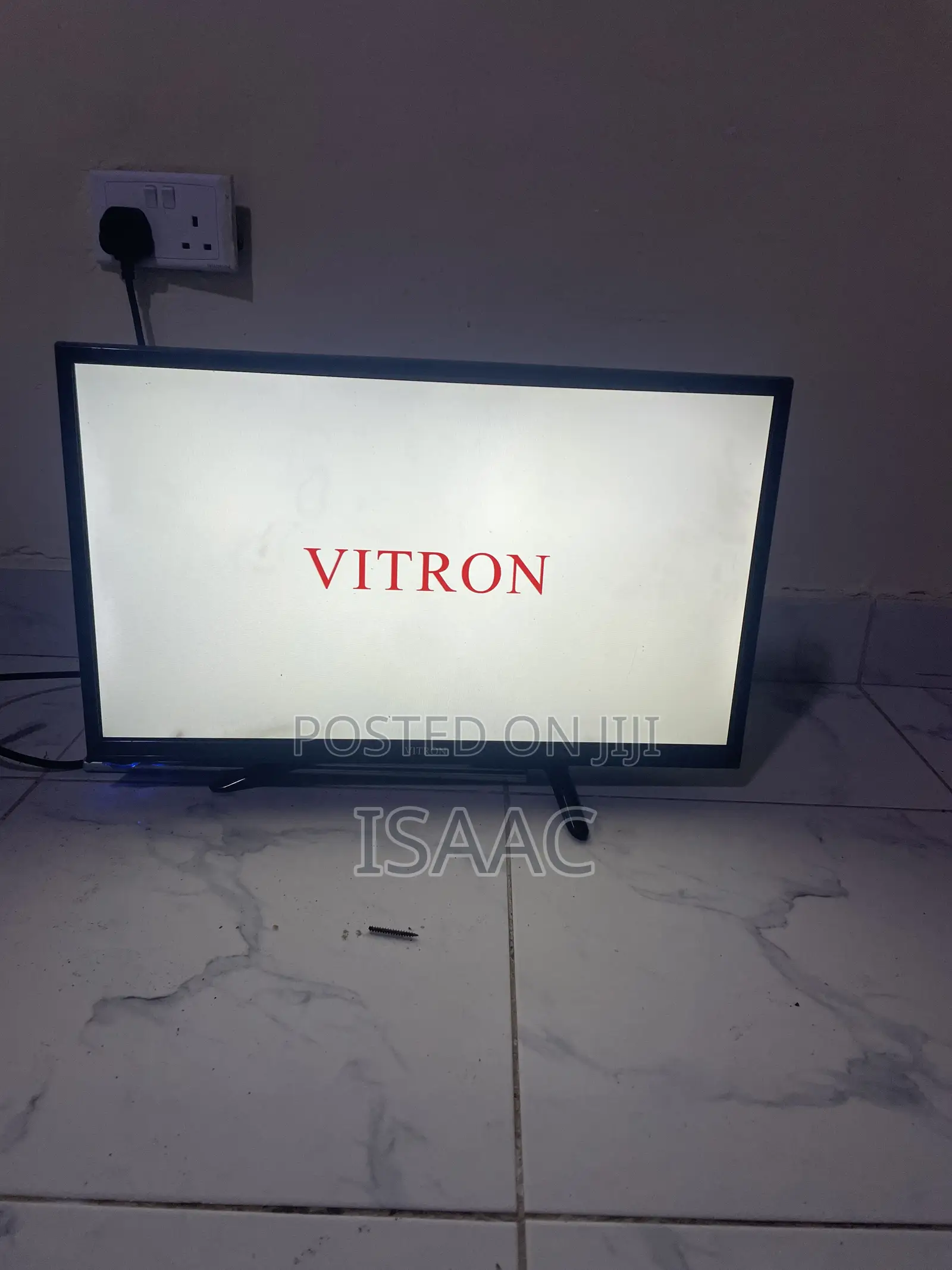 24 Inch Vitron Tv