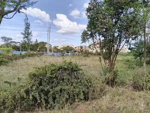 1/4 Acre for Sale in Membly Touching Bypass