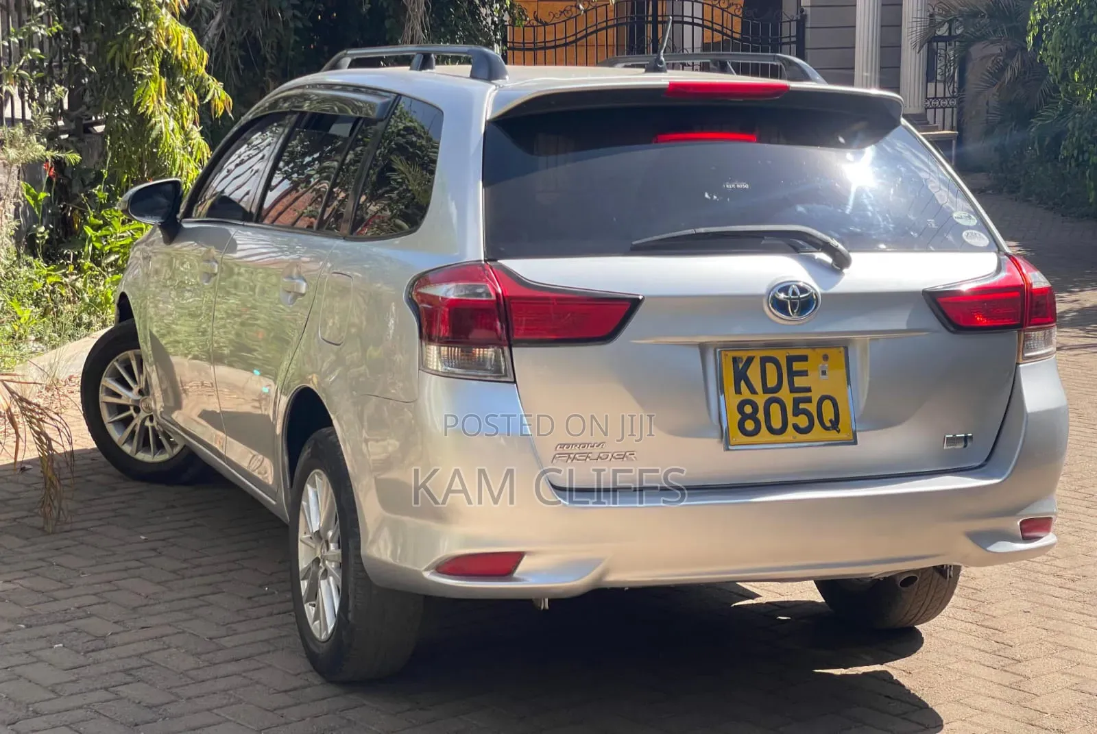 Toyota Corolla Fielder 2015 Silver