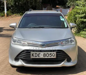 Toyota Corolla Fielder 2015 Silver