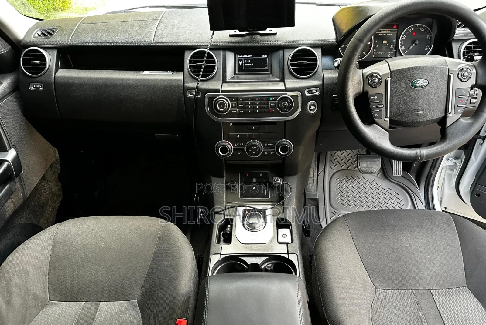 Land Rover Discovery 2013 Pearl