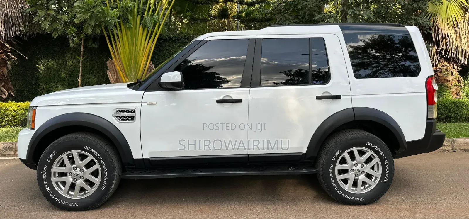 Land Rover Discovery 2013 Pearl