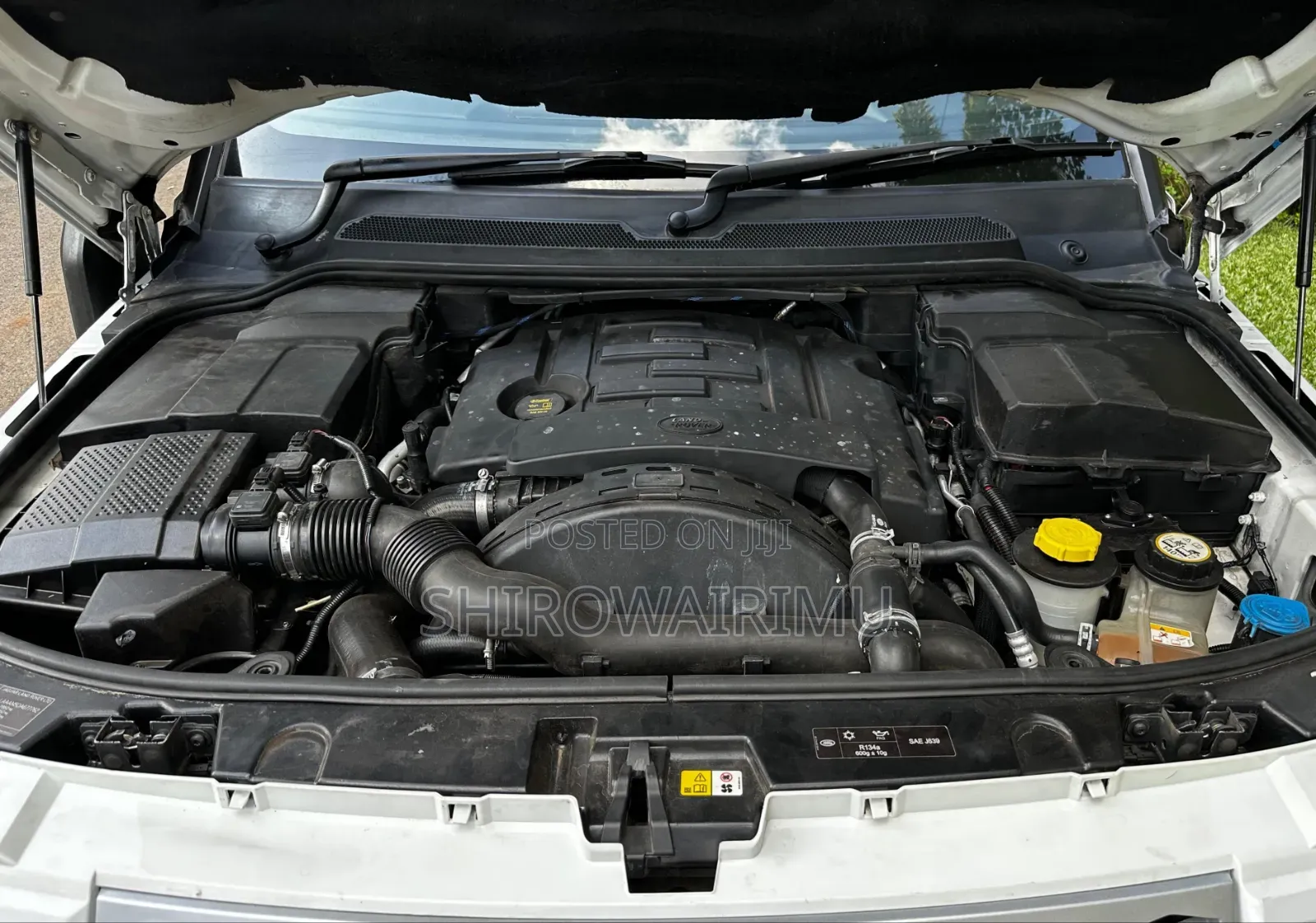Land Rover Discovery 2013 Pearl