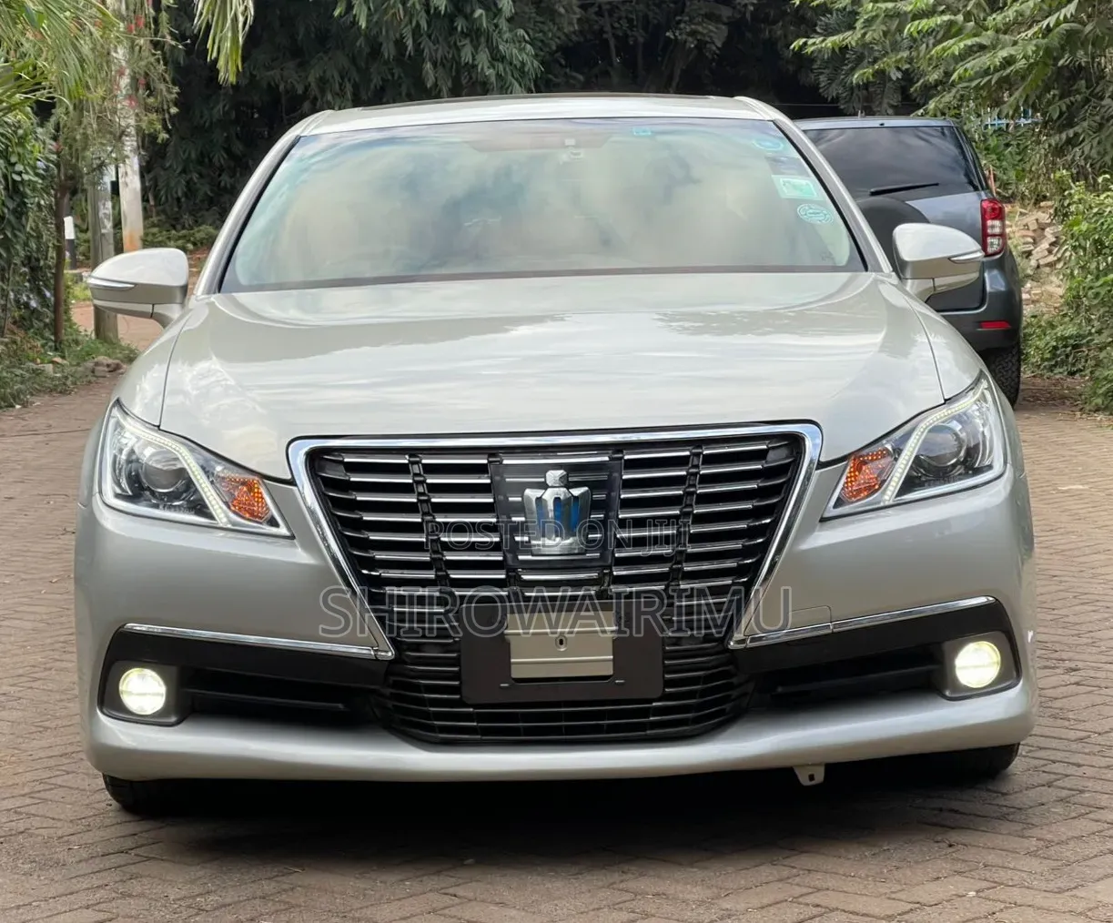 Toyota Crown 2013 Silver