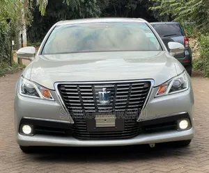 Toyota Crown 2013 Silver