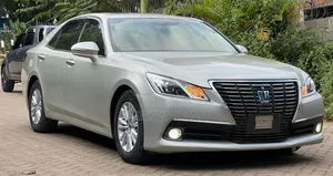 Toyota Crown 2013 Silver