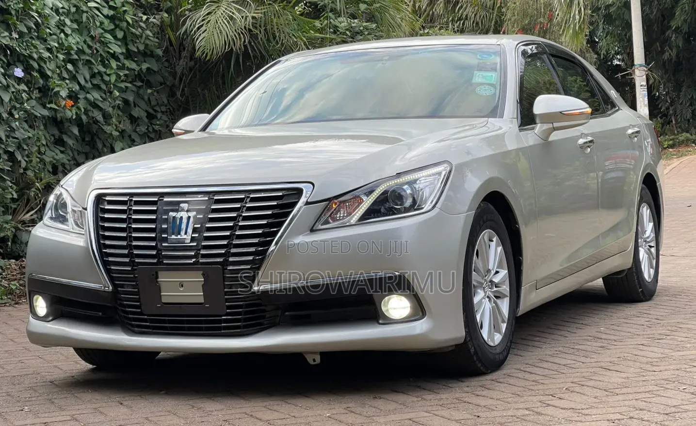 Toyota Crown 2013 Silver