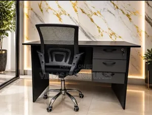 Adjustable Office Mesh Chair With Lockable Office Desks
