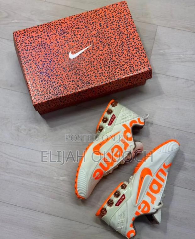 Nike Airmax Supreme “Cream White “
Quality Leather 