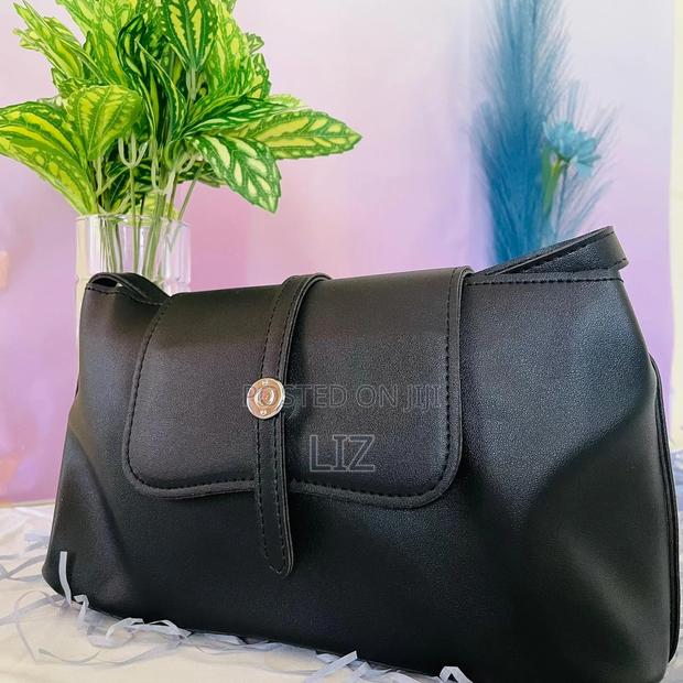 Unique Trendy Handbags. - thumbnail 10