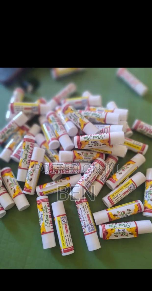 Fresh Lips Lip Balm – Soft, Smooth Moisturized Lips - thumbnail 2