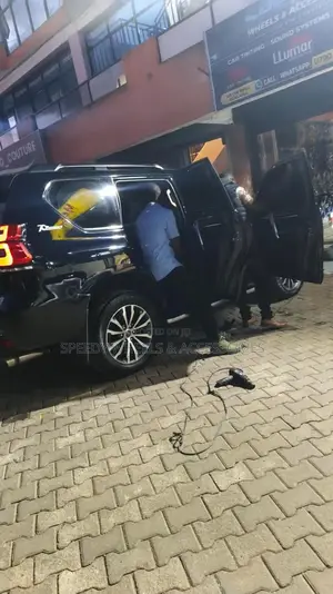 Landcruiser Prado 3m Car Tinting.