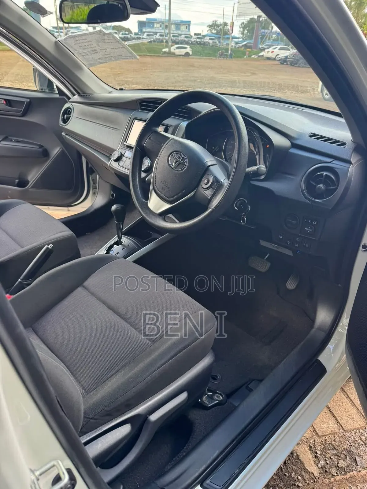 Toyota Corolla Fielder 2018 White