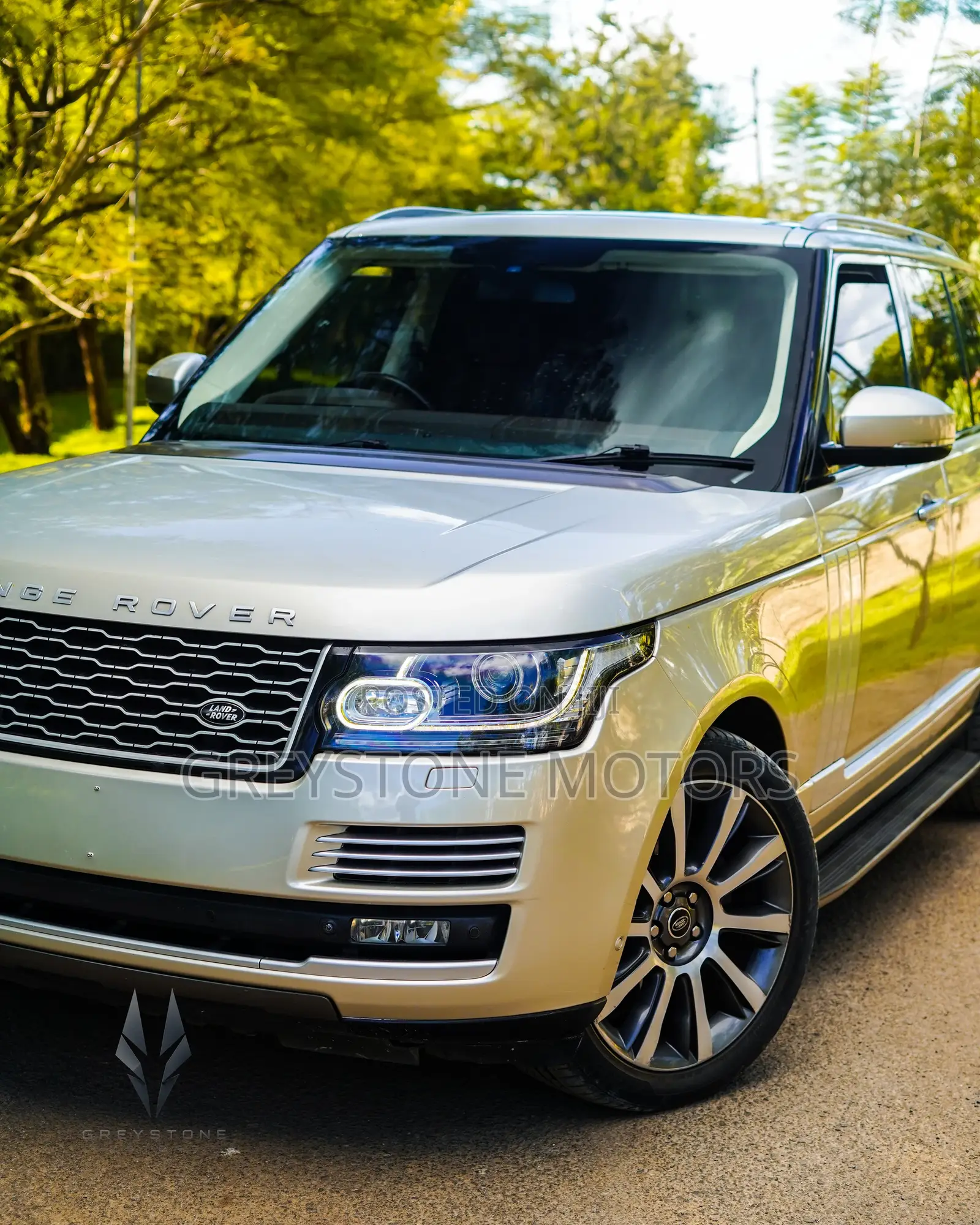 Land Rover Range Rover Vogue 2014 Silver
