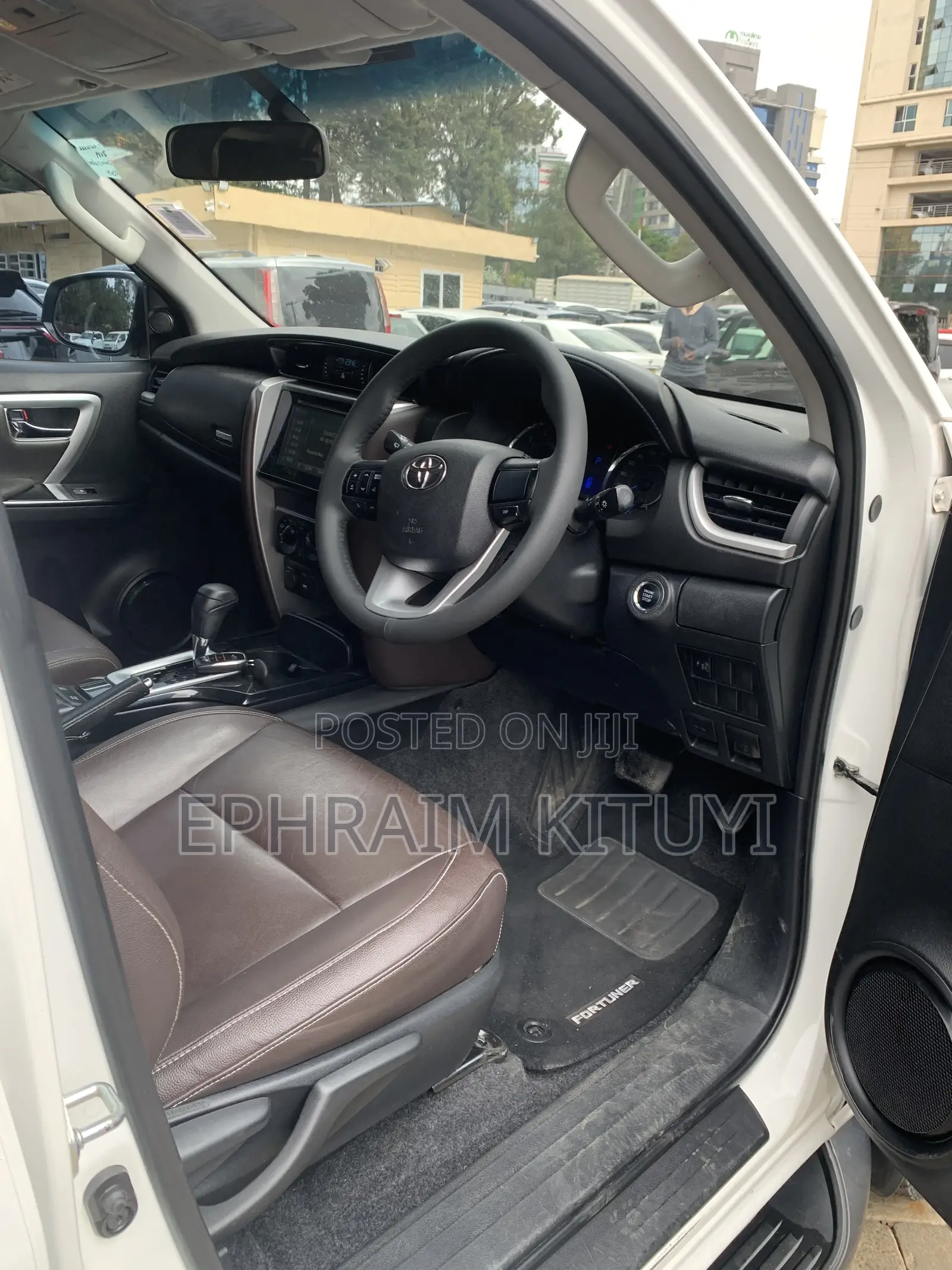 Toyota Fortuner 2.4 D AWD 2019 White