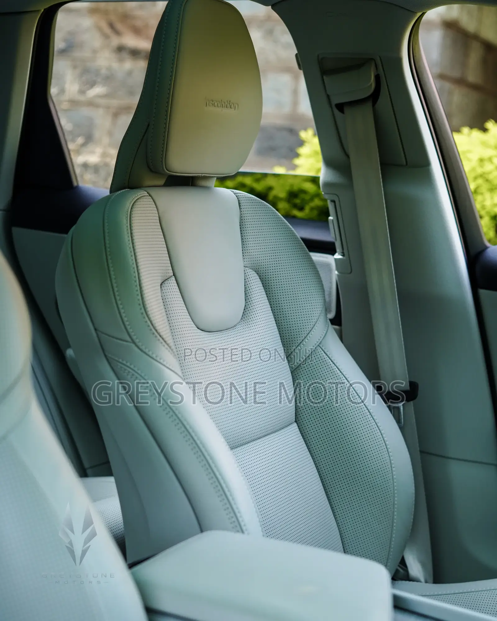 Volvo XC60 2019 White