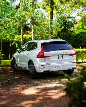Volvo XC60 2019 White