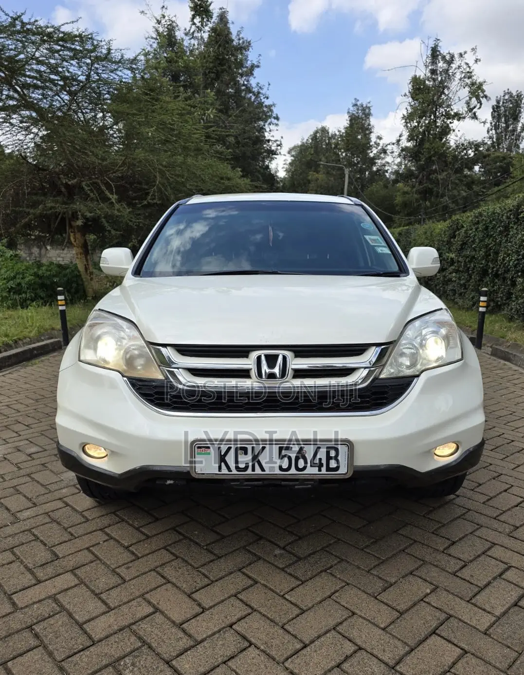 Honda CR-V 2010 White