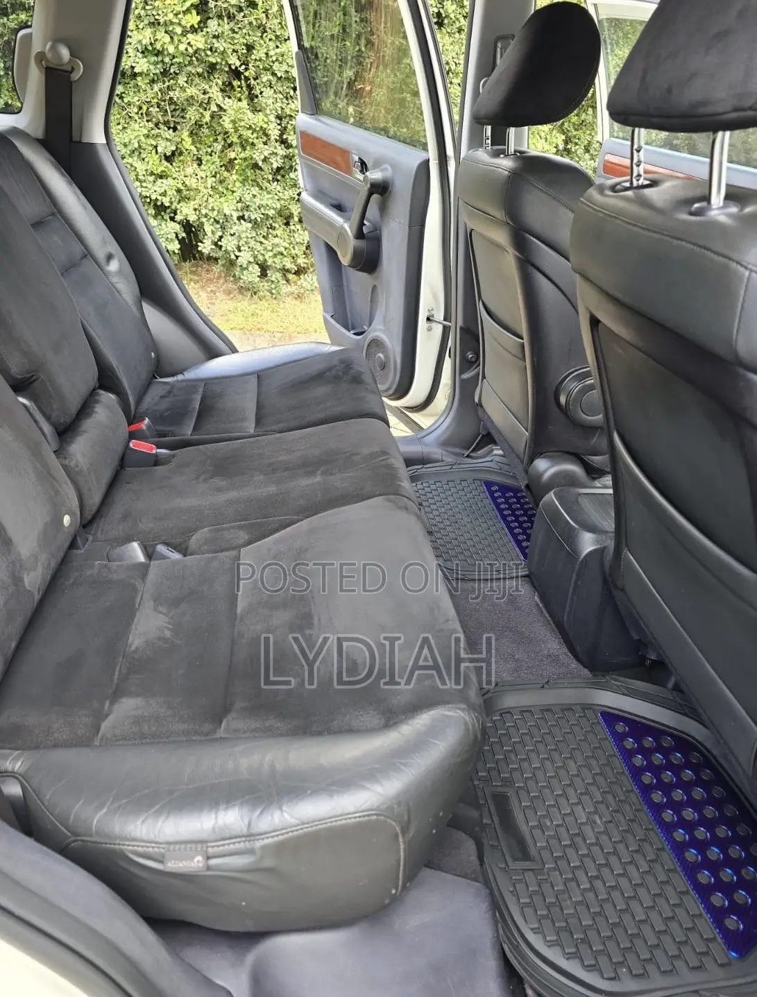 Honda CR-V 2010 White