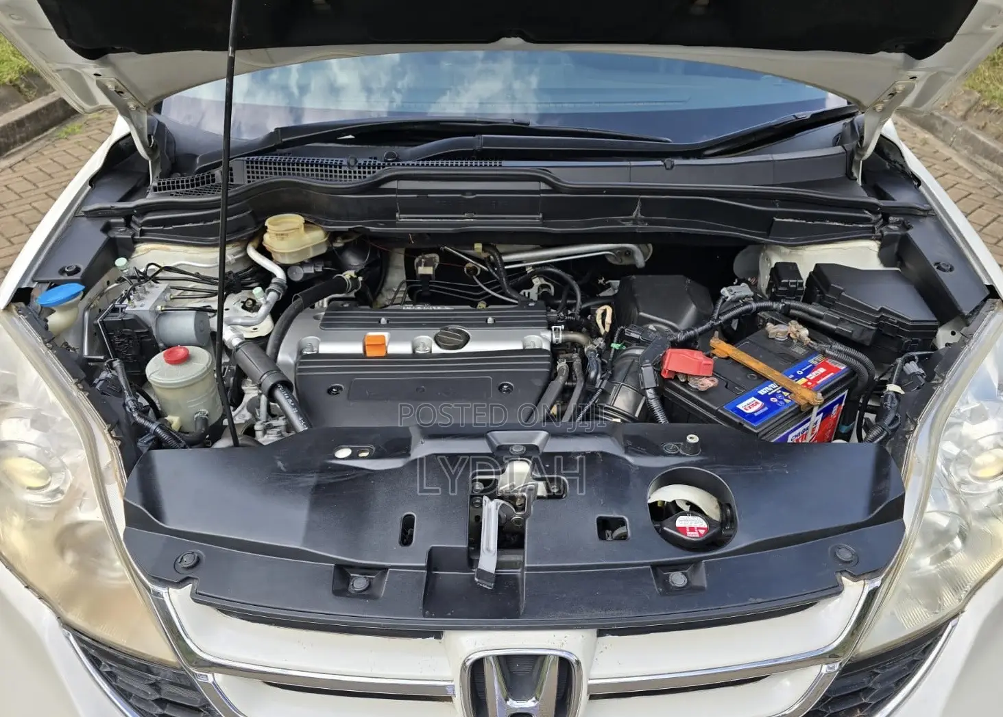 Honda CR-V 2010 White