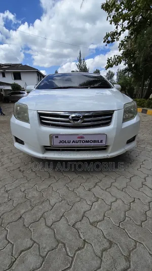 Toyota Axio 2009 White