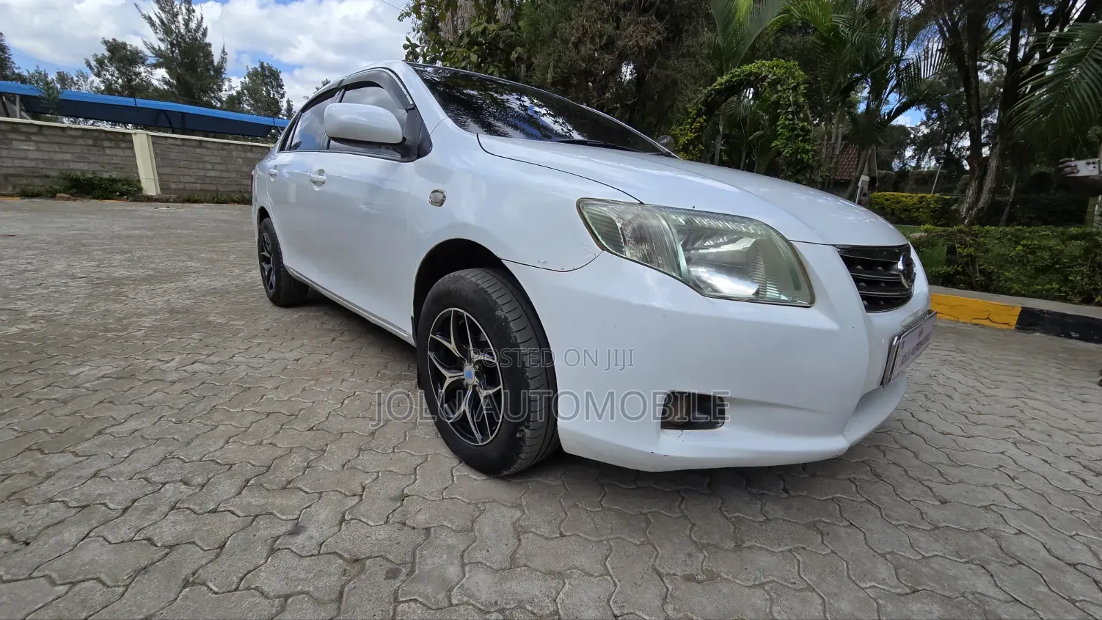 Toyota Axio 2009 White