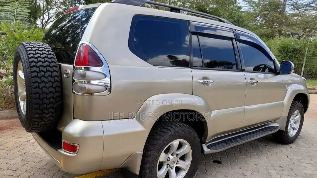 Toyota Land Cruiser Prado 2006 Beige