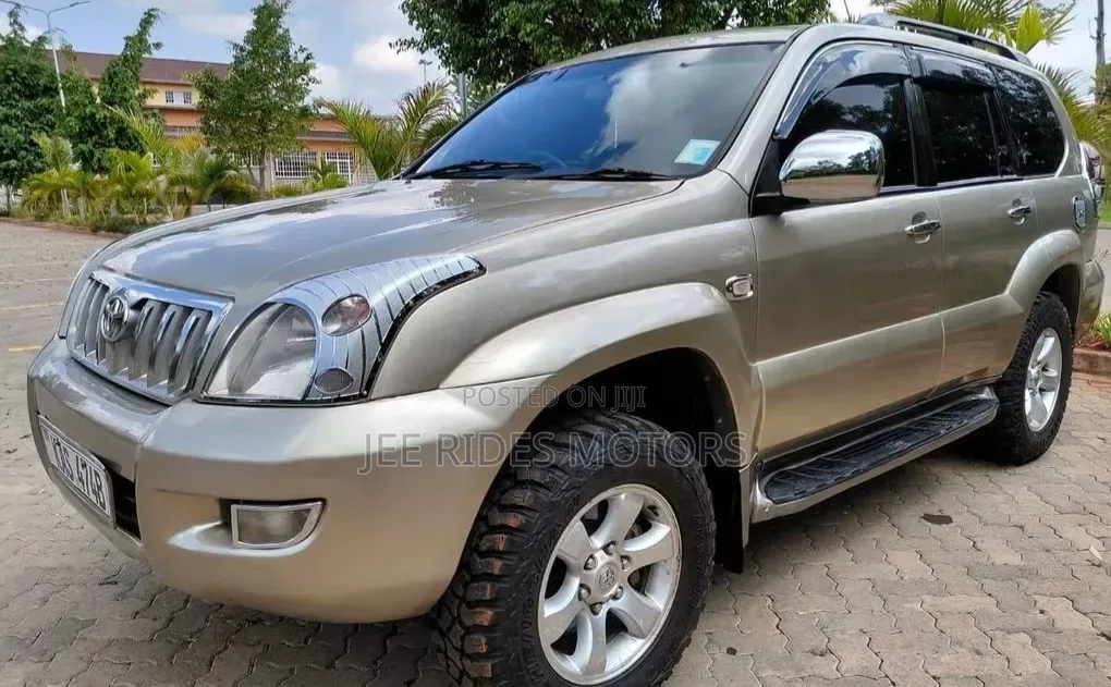 Toyota Land Cruiser Prado 2006 Beige