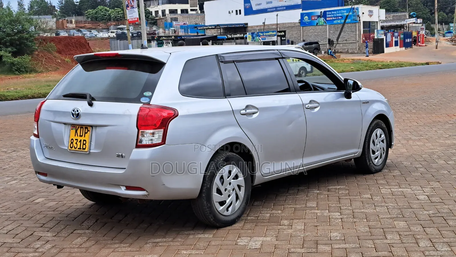Toyota Corolla Fielder 2015 Silver