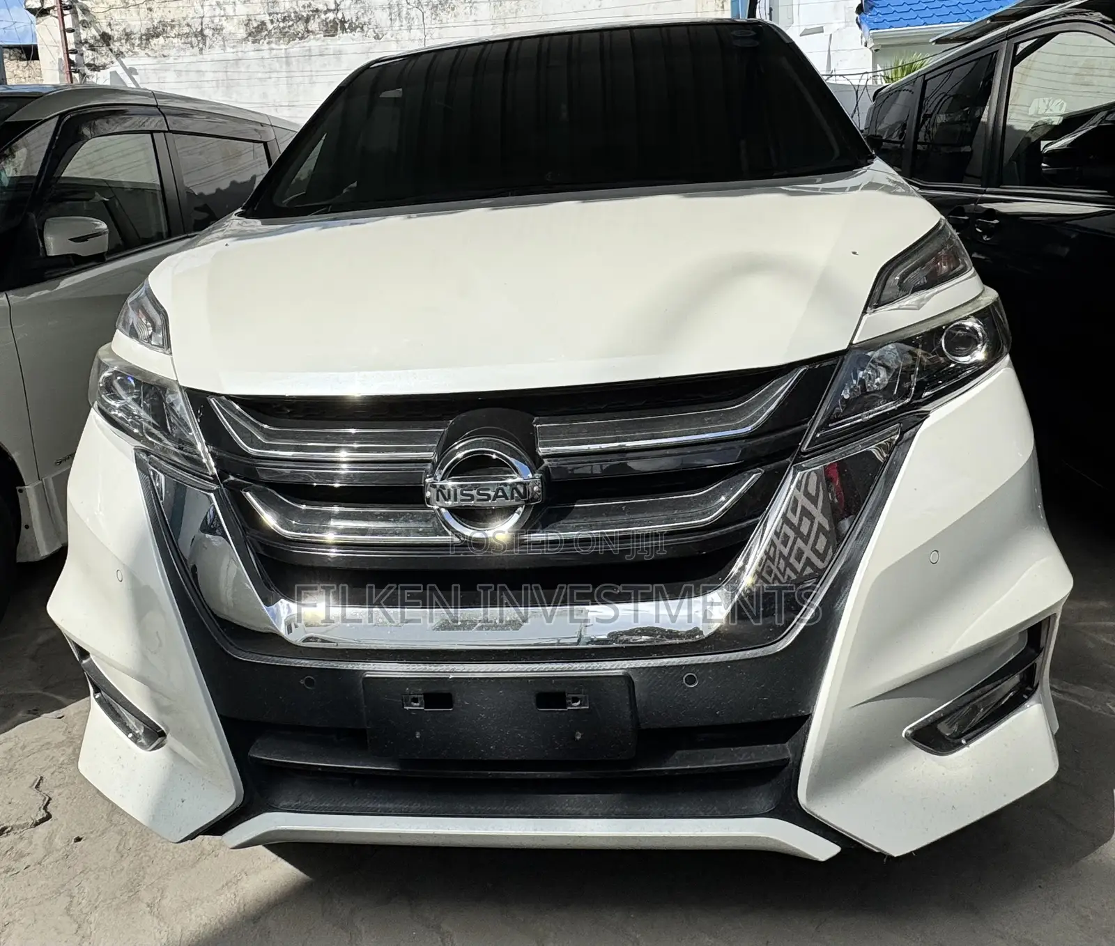 Nissan Serena 2019 White