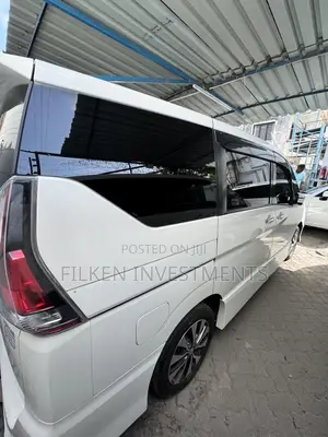 Nissan Serena 2019 White