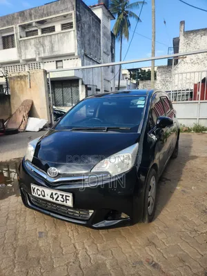 Toyota Ractis 2011 Black