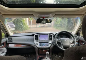 Toyota Crown 2013 Silver